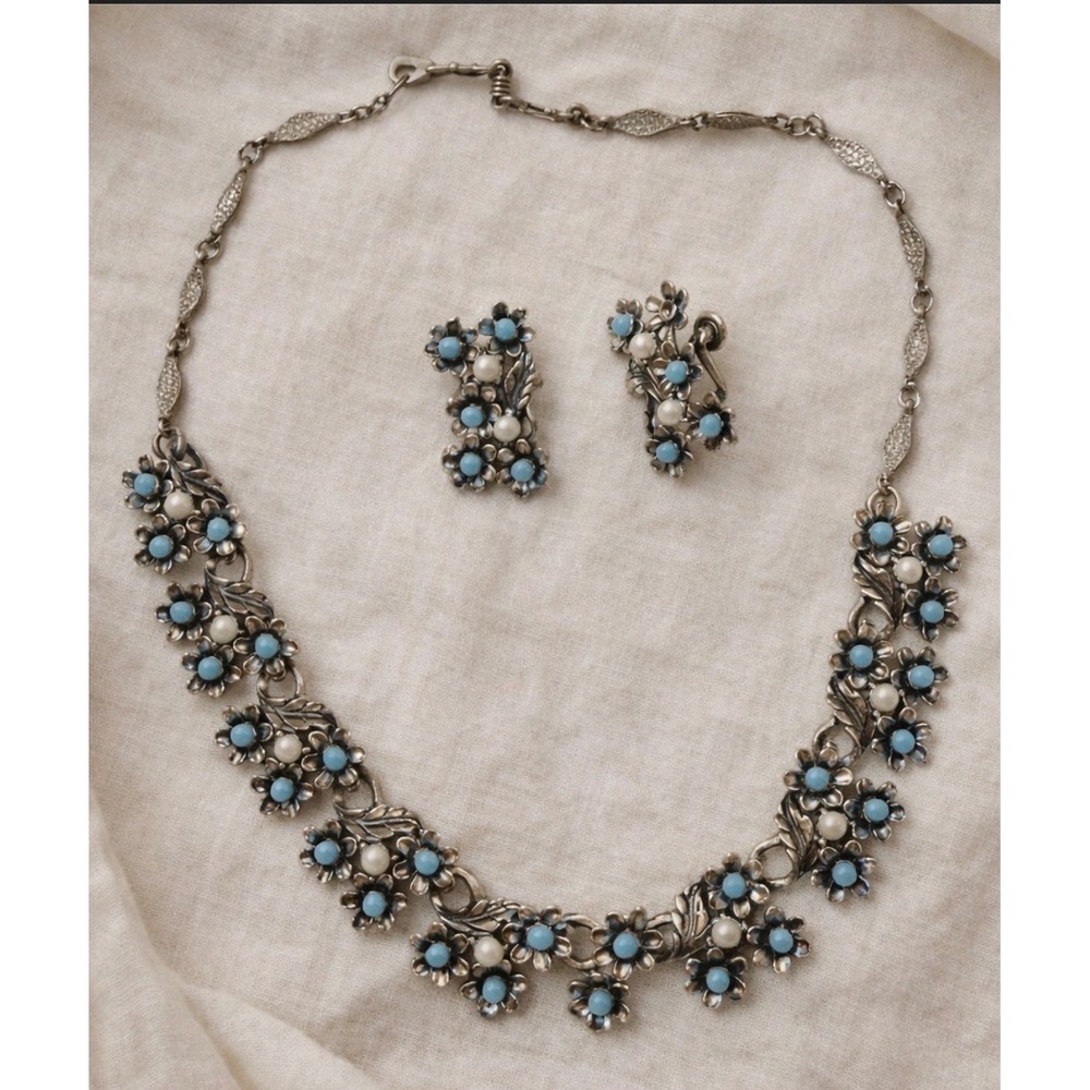 Vintage Floral Necklace and Earrings Set Turquoise Faux Pearl Silver Tone Flower